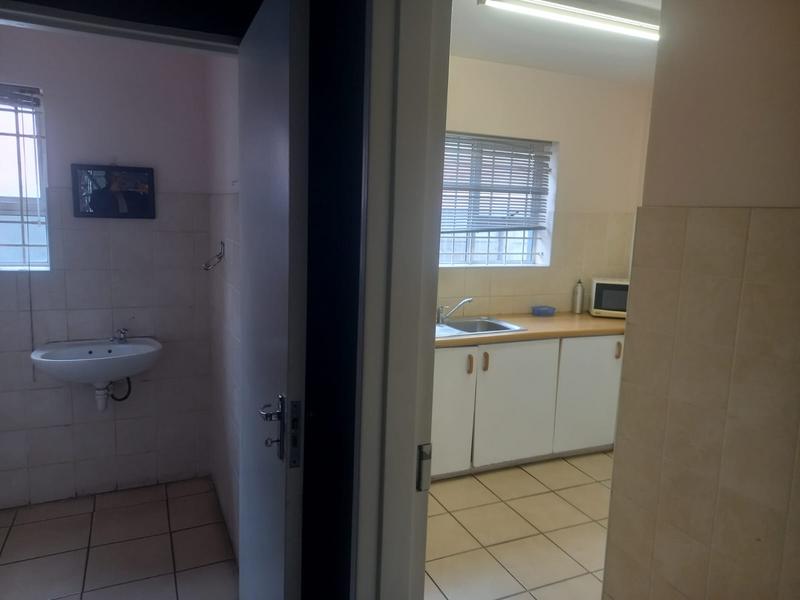 To Let commercial Property for Rent in Walmer Eastern Cape